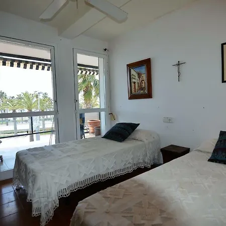 Myhost Paseo De Салоу