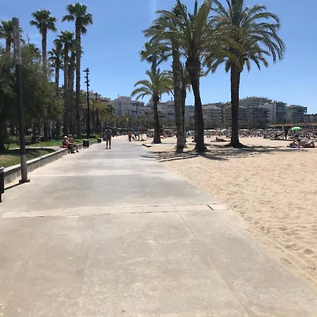 Myhost Paseo De *